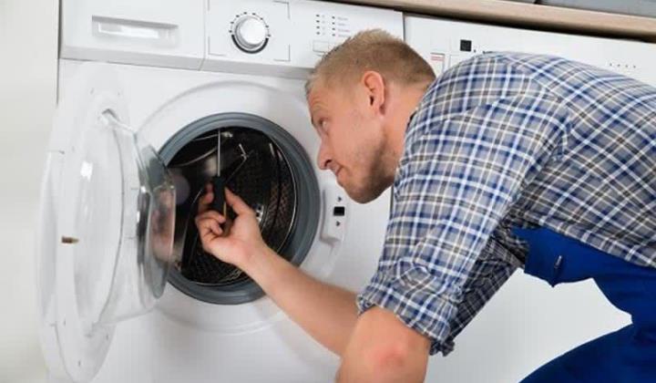 تخلیه نشدن آب ماشین لباسشویی اراک